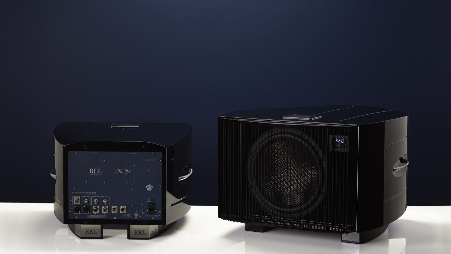 REL No. 32 Subwoofer