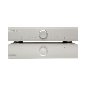 High-end audio amplifier with reflective surface