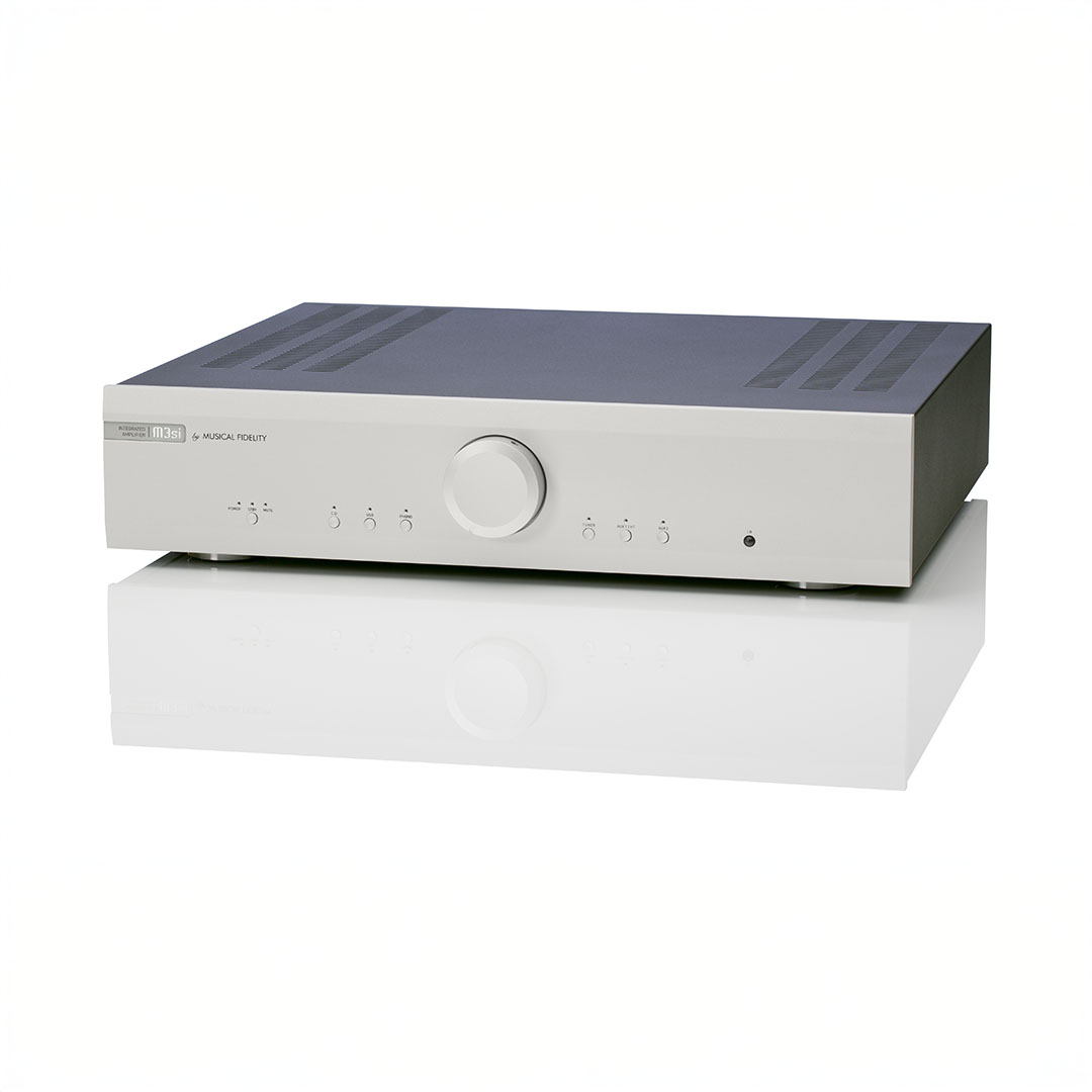 High-fidelity stereo amplifier with silver finish