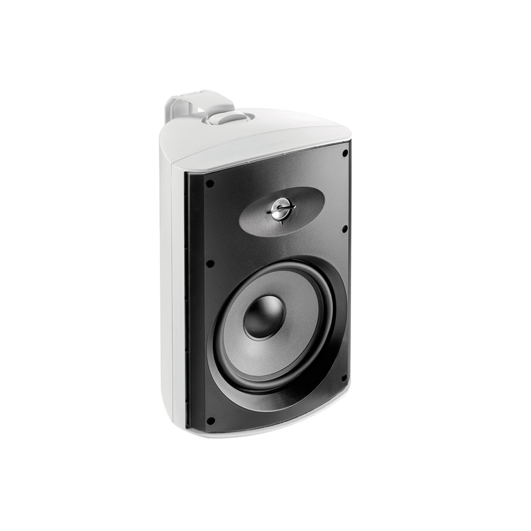 focal-100-od8-white-product-image-1 Focal 100 OD8 outdoor speaker in white, grille removed