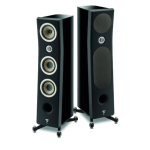 Pair of Focal Kanta N°2 floorstanding speakers in Black High Gloss